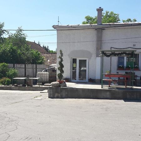 Apartman Yvet Sucany Екстер'єр фото