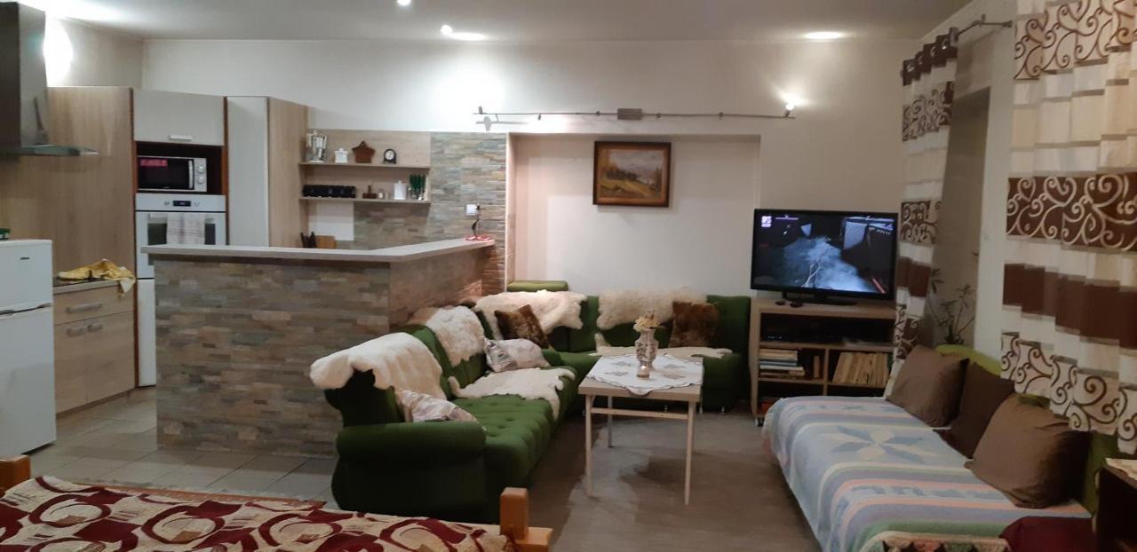 Apartman Yvet Sucany Екстер'єр фото