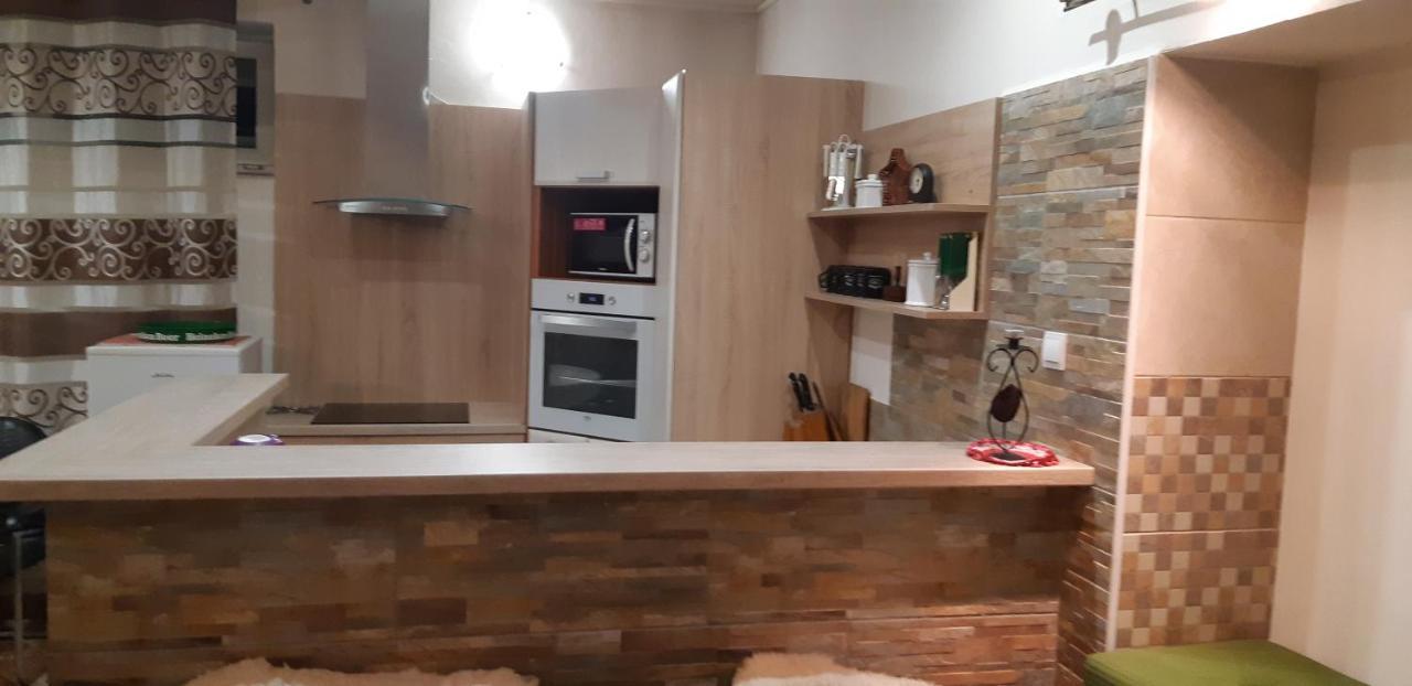 Apartman Yvet Sucany Екстер'єр фото