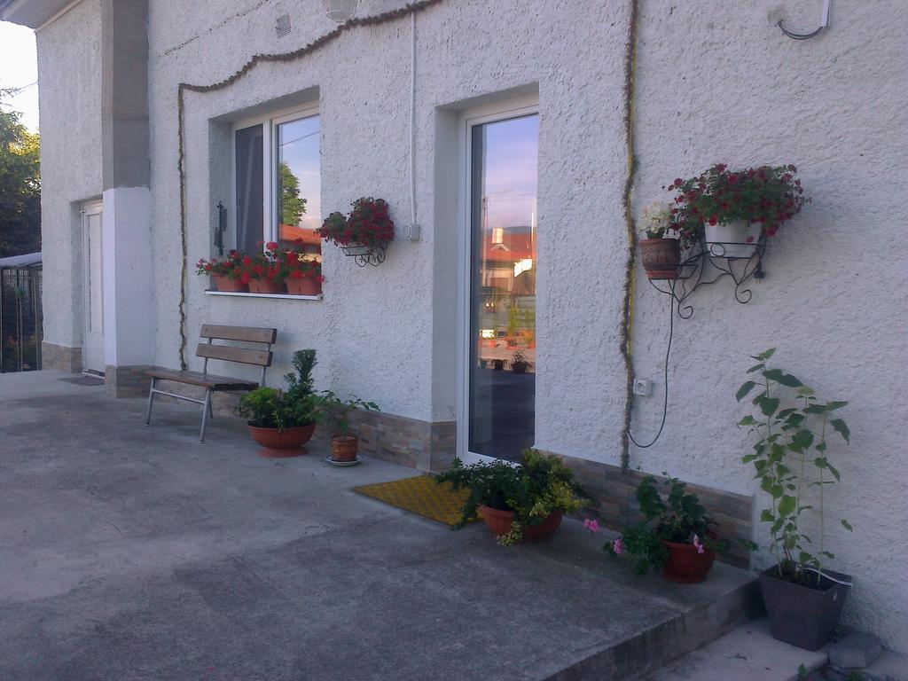 Apartman Yvet Sucany Екстер'єр фото