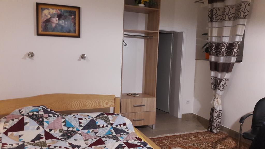 Apartman Yvet Sucany Екстер'єр фото
