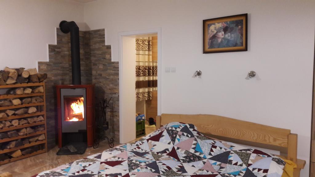Apartman Yvet Sucany Екстер'єр фото