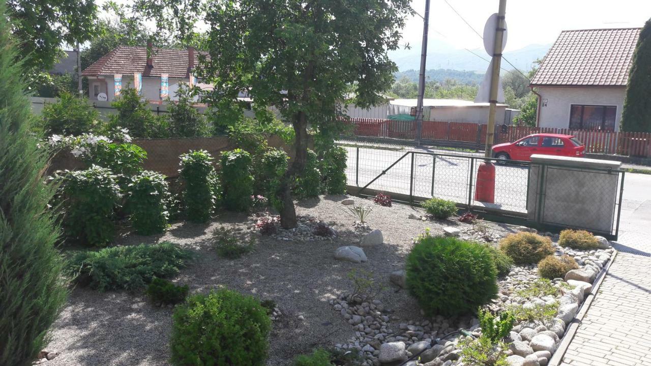 Apartman Yvet Sucany Екстер'єр фото