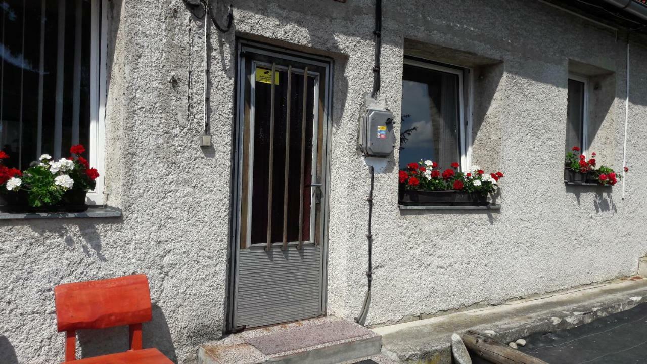 Apartman Yvet Sucany Екстер'єр фото